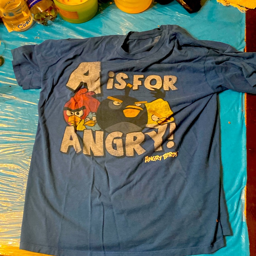 A angry bird t-shirt